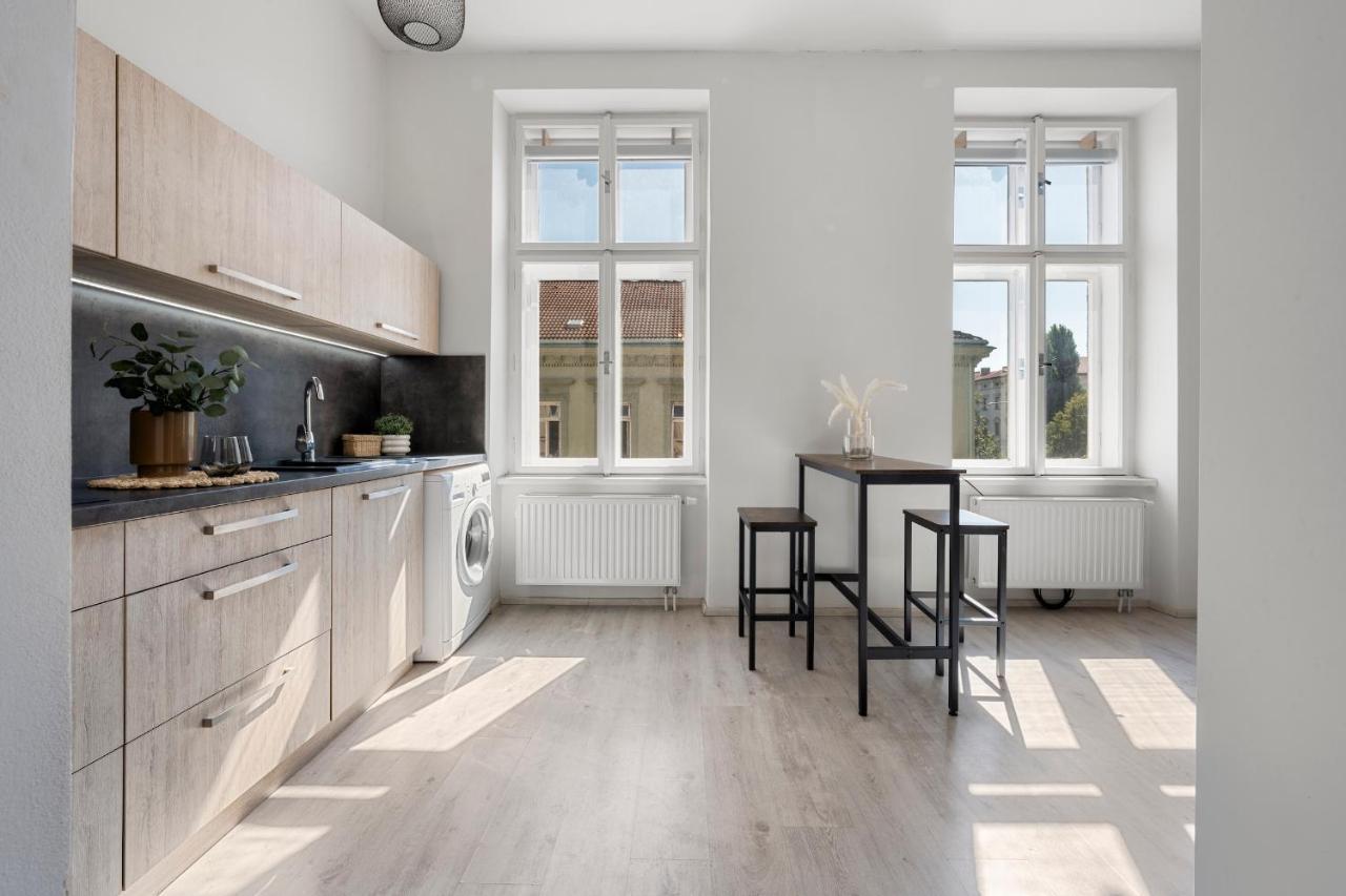 Residence Stefanikova Rose Brno Exterior photo
